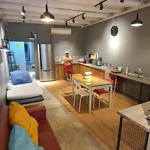https://noob-hostel.penanghotels.org